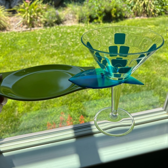 Crate&Barrel Melamine fish plates appetizer plates plastic martini & cup holders - Picture 11 of 12